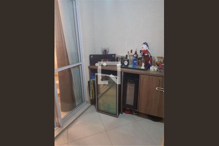 Apartamento à venda com 2 quartos, 64m² em Luz, São Paulo