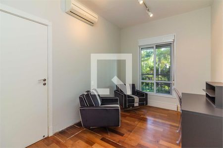 Apartamento à venda com 4 quartos, 213m² em Alto de Pinheiros, São Paulo