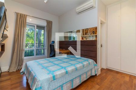 Apartamento à venda com 4 quartos, 213m² em Alto de Pinheiros, São Paulo