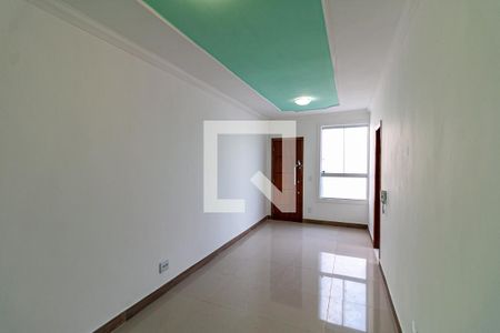 Sala de apartamento para alugar com 3 quartos, 67m² em Padre Eustáquio, Belo Horizonte