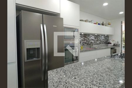 Casa à venda com 5 quartos, 395m² em Santo Amaro, São Paulo