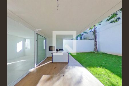 Casa à venda com 4 quartos, 380m² em Jardim Marajoara, São Paulo