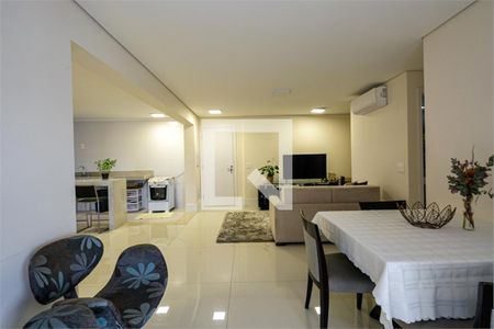 Apartamento à venda com 3 quartos, 58m² em Vila Emir, São Paulo