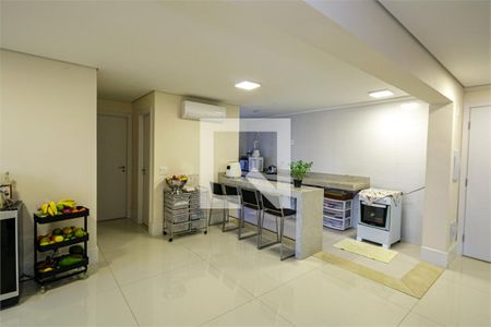 Apartamento à venda com 3 quartos, 58m² em Vila Emir, São Paulo