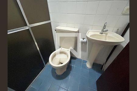 Banheiro de apartamento para alugar com 2 quartos, 65m² em Oswaldo Cruz, Rio de Janeiro