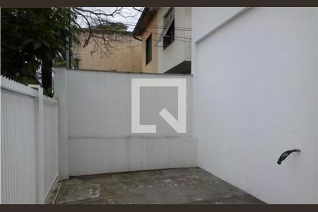 Casa à venda com 4 quartos, 180m² em Vila Cordeiro, São Paulo