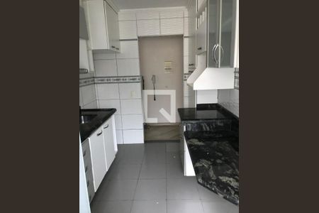 Apartamento à venda com 3 quartos, 70m² em Vila Carbone, São Paulo