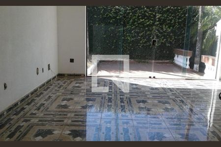 Casa à venda com 4 quartos, 900m² em Jardim Nossa Senhora Auxiliadora, Campinas