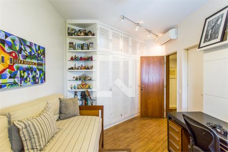 Apartamento à venda com 4 quartos, 326m² em Real Parque, São Paulo