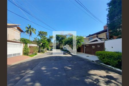 Casa à venda com 4 quartos, 447m² em Granja Julieta, São Paulo