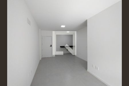 Sala de apartamento para alugar com 2 quartos, 70m² em Cacupé, Florianópolis