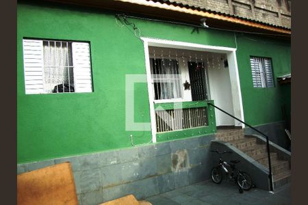 Casa à venda com 3 quartos, 240m² em Vila Vitorio Mazzei, São Paulo