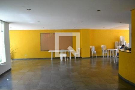 Apartamento à venda com 2 quartos, 55m² em Vila Cavaton, São Paulo