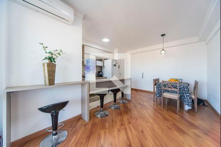 Sala de apartamento para alugar com 2 quartos, 75m² em Vila Apiai, Santo André