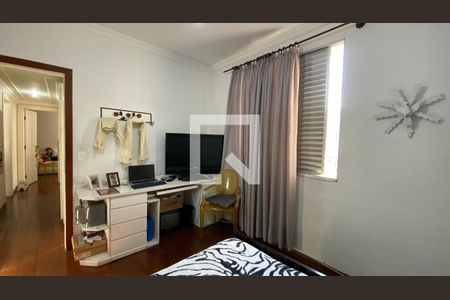 Quarto 1 de apartamento à venda com 5 quartos, 230m² em Santa Lúcia, Belo Horizonte