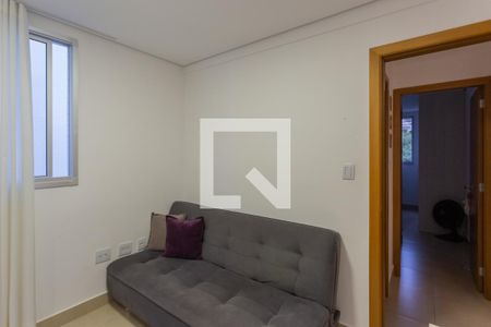 Quarto de apartamento à venda com 2 quartos, 62m² em União, Belo Horizonte