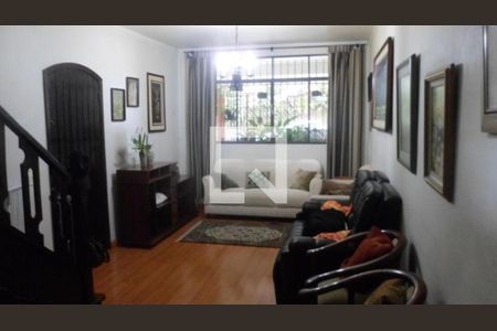 Casa à venda com 3 quartos, 138m² em Jardim Luanda, São Paulo