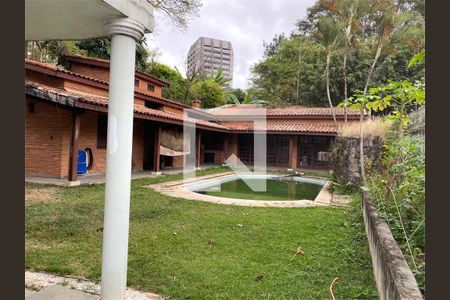 Casa à venda com 4 quartos, 450m² em Santo Amaro, São Paulo