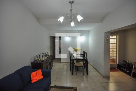 Casa de condomínio à venda com 110m², 3 quartos e 2 vagasSala