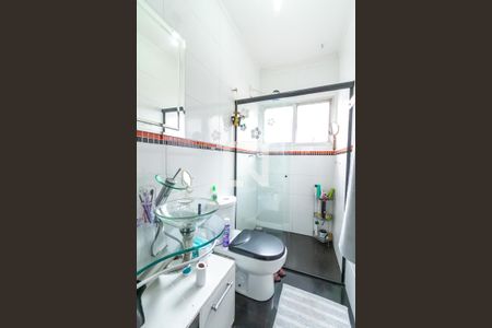 Apartamento à venda com 66m², 2 quartos e 1 vaga Apartamento à venda com 66m², 2 quartos e 1 vagaBanheiro