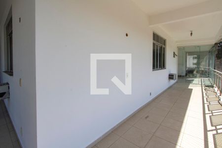 Varanda perimetral de apartamento à venda com 3 quartos, 196m² em Barra da Tijuca, Rio de Janeiro