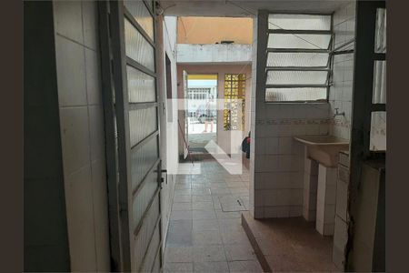 Casa à venda com 5 quartos, 140m² em Parque Edu Chaves, São Paulo