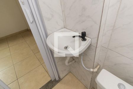 Studio para alugar com 25m², 1 quarto e sem vaga Studio para alugar com 25m², 1 quarto e sem vagaBanheiro