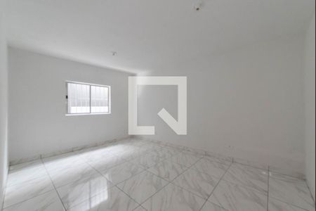 Sala/Quarto de casa para alugar com 1 quarto, 31m² em Vila Santo Estefano, São Paulo