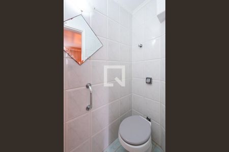 Lavabo de apartamento para alugar com 2 quartos, 98m² em Gonzaga, Santos