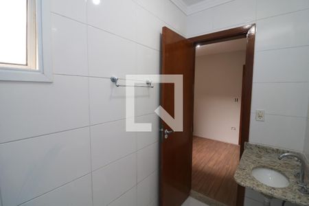 Banheiro da Suíte de casa de condomínio à venda com 2 quartos, 110m² em Vila Formosa, São Paulo