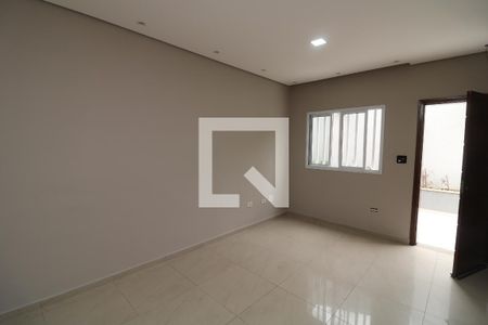 Casa de condomínio à venda com 110m², 2 quartos e 2 vagasSala