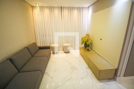 Sala de apartamento à venda com 2 quartos, 69m² em Ipiranga, Belo Horizonte