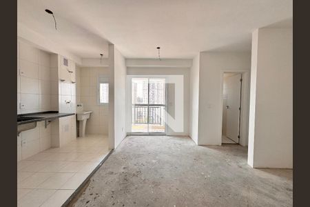 Sala de apartamento à venda com 2 quartos, 58m² em Vila Metalúrgica, Santo André