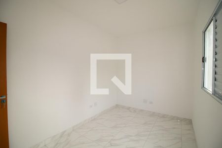 Quarto 2 de apartamento para alugar com 2 quartos, 48m² em Vila Nivi, São Paulo