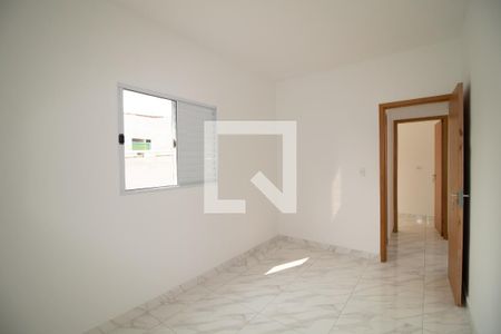 Quarto 2 de apartamento para alugar com 2 quartos, 48m² em Vila Nivi, São Paulo