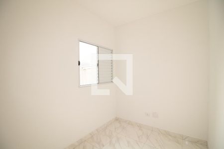 Quarto 1 de apartamento para alugar com 2 quartos, 48m² em Vila Nivi, São Paulo