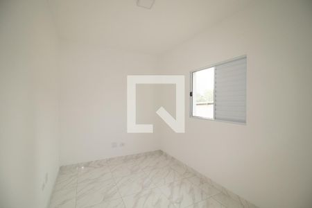 Quarto 2 de apartamento para alugar com 2 quartos, 48m² em Vila Nivi, São Paulo