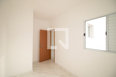 Quarto 1 de apartamento para alugar com 2 quartos, 48m² em Vila Nivi, São Paulo