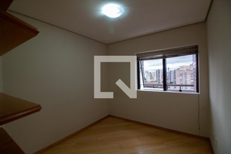 Quarto 1 de apartamento para alugar com 3 quartos, 120m² em Santo Amaro, São Paulo