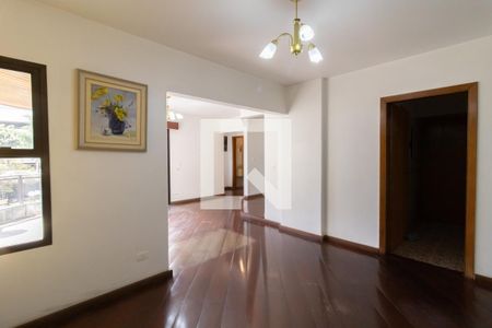 Apartamento à venda com 160m², 3 quartos e 3 vagasSala