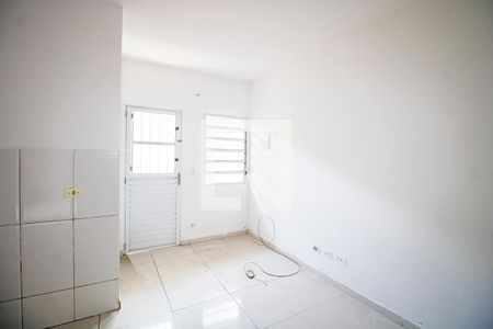 Sala de apartamento para alugar com 2 quartos, 48m² em Vila Nivi, São Paulo