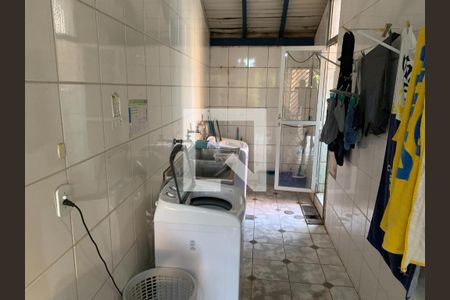 Lavanderia de casa para alugar com 5 quartos, 400m² em Jardim Carlos Gomes, Campinas