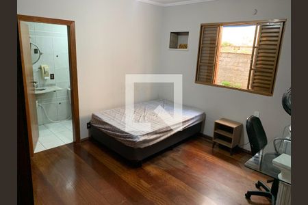 Quarto de casa para alugar com 5 quartos, 400m² em Jardim Carlos Gomes, Campinas