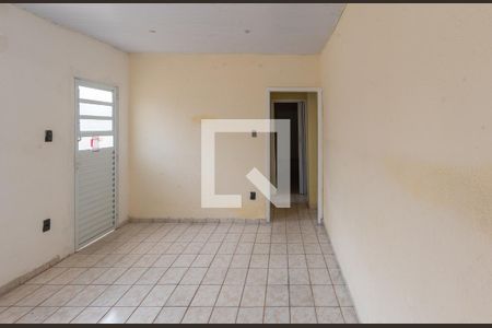 Sala de casa para alugar com 2 quartos, 45m² em São Bernardo, Campinas