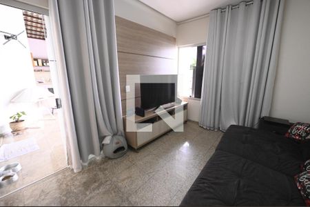 Sala de Tv de casa de condomínio para alugar com 5 quartos, 280m² em Jardins Mônaco, Aparecida de Goiânia