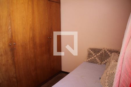 Quarto de apartamento à venda com 2 quartos, 50m² em Jardim Riacho das Pedras, Contagem