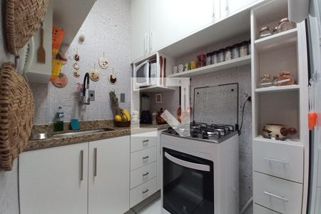 Cozinha  de apartamento à venda com 1 quarto, 60m² em Centro, Campinas