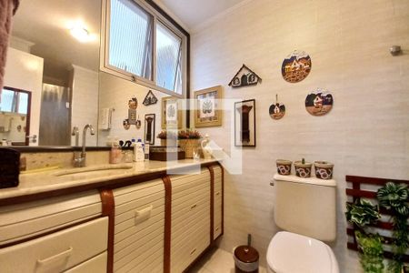 Banheiro de apartamento à venda com 1 quarto, 60m² em Centro, Campinas