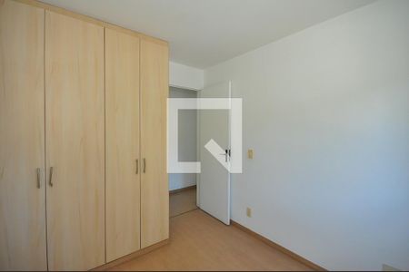 Quarto 1 de apartamento à venda com 2 quartos, 53m² em Vila Suzana, São Paulo