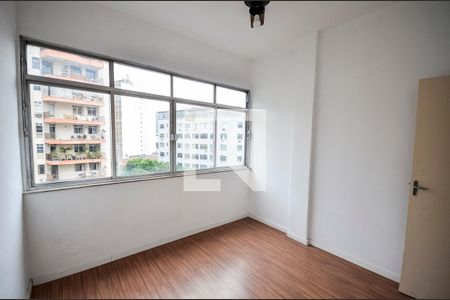 Quarto 1 de apartamento para alugar com 3 quartos, 90m² em Grajaú, Rio de Janeiro